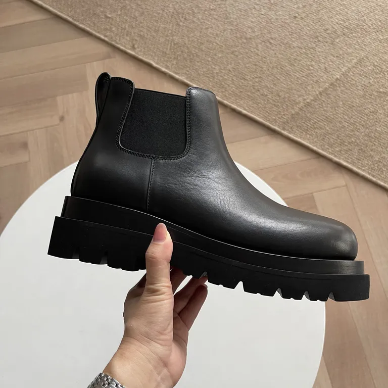 Bottega Veneta Shoe 